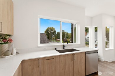 117 Wells Ave S unit F (R), Renton, WA 98057 - photo 7