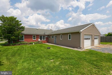 122 Quarry Rd, Leola, PA 17540 - photo 5