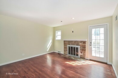 199 College St, Crystal Lake, IL 60014 - photo 5