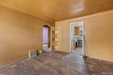 18467 Evergreen Rd, Detroit, MI 48219 - photo 2