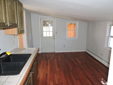 162 Outlet Rd, Dallas, PA 18612 - photo 6