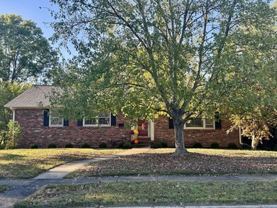 3479 Castleton Hill, Lexington, KY 40517 - photo 2