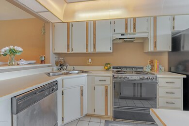 120 Limewood Pl-9