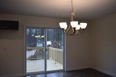 93 Millers Farm Dr unit 16, Rochester, NH 03868 - photo 2