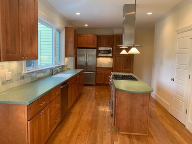 12 Mount Pleasant St unit 1, Winchester, MA 01890 - photo 5