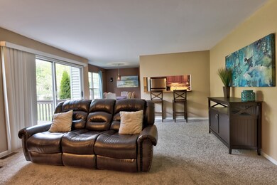 2001 Teton Pkwy, Algonquin, IL 60102 - photo 5