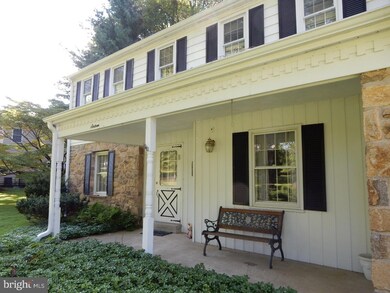 16 Hemlock Dr, Glen Mills, PA 19342 - photo 4