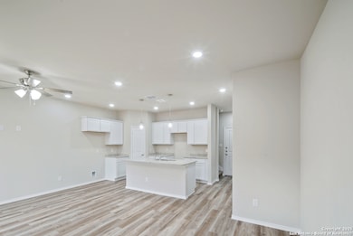 9193 Dietz Elkhorn Rd unit 34, Boerne, TX 78015 - photo 7