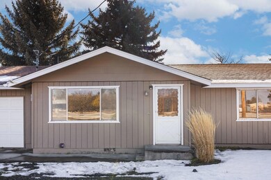 21141 SE Reed Market Rd, Bend, OR 97702 - photo 3