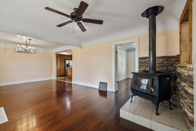 93851Highway140-48