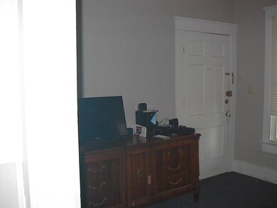 601 S Cedar St, Auburn, IN 46706 - photo 6