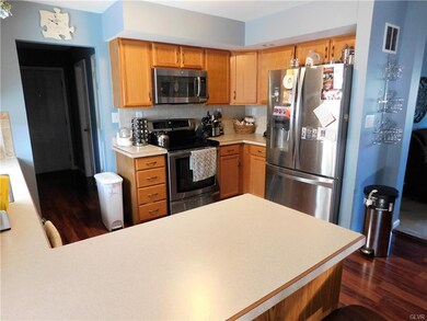 230 3rd St, Walnutport, PA 18088 - photo 3