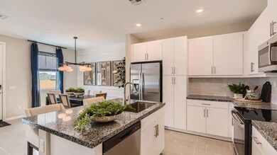 36351 Elizabeth Ln unit 6103, Wildomar, CA 92595 - photo 3