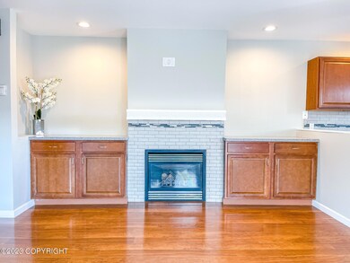 Side B Living Room Built Ins