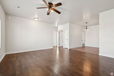 8215 N Clear Rock Rd unit 11, Eagle Mountain, UT 84005 - photo 2