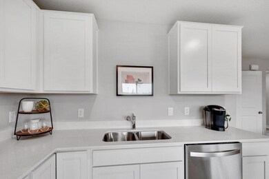 13720 Kaylemore Trail, Rosemount, MN 55068 - photo 7