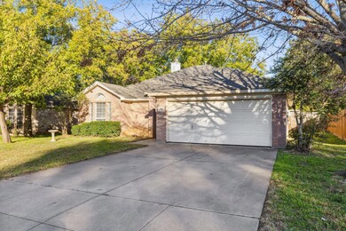 311 Comanche Walk, Joshua, TX 76058 - photo 2