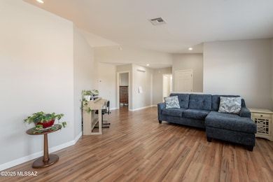 1493 W Hidden Crest Ct, Green Valley, AZ 85622 - photo 5