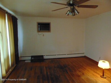 361 Tripp St, Wyoming, PA 18644 - photo 4