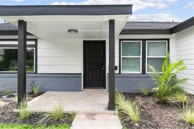 5018 Idaho St, Houston, TX 77021 - photo 2