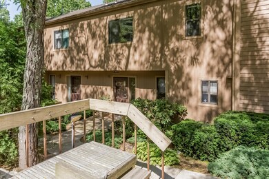 45 Ettl Ln unit 404, Greenwich, CT 06831 - photo 2