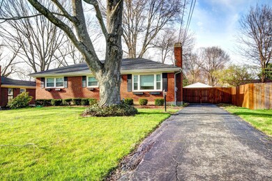 9113 Waltlee Rd, Louisville, KY 40291 - photo 3