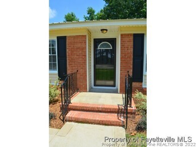 244 Ramona Dr, Fayetteville, NC 28303 - photo 3