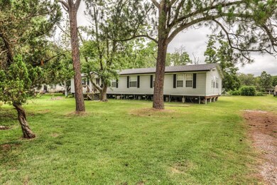 451 County Road 949a, Alvin, TX 77511 - photo 2