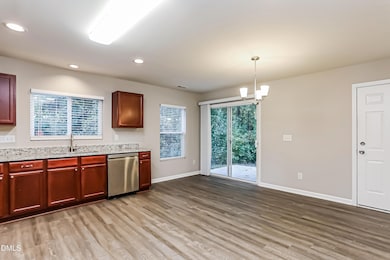 2623 Pebble Meadow Ln, Raleigh, NC 27610 - photo 6