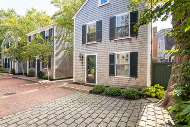 19 N Summer St, Edgartown, MA 02539 - photo 2