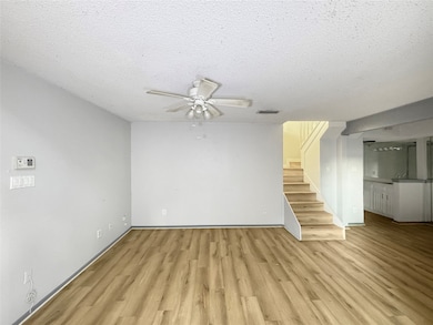 333 Melrose Dr unit 22B, Richardson, TX 75080 - photo 3