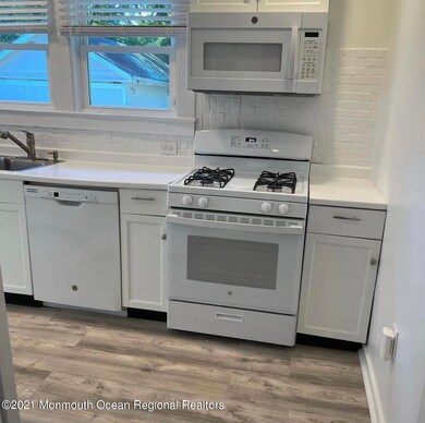 360 Beecroft Place, Oakhurst, NJ 07755 - photo 3