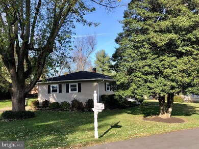 100 Sycamore St, Middleburg, VA 20117 - photo 2