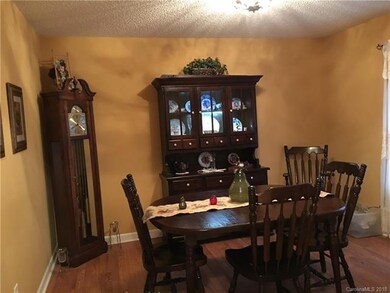 Large formal Dining Room