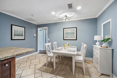 1035 W 30th St, Houston, TX 77018 - photo 5