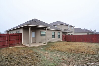 11223 Schinz Field, Helotes, TX 78023 - photo 2