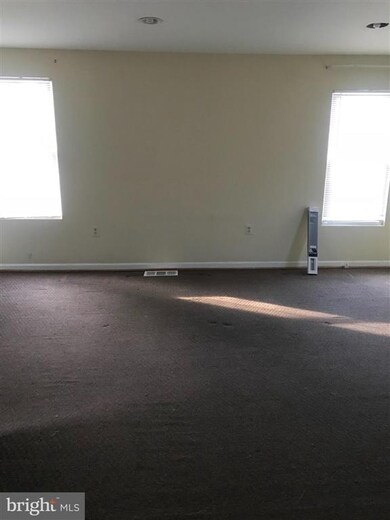 513 Opus Ave, Capitol Heights, MD 20743 - photo 5