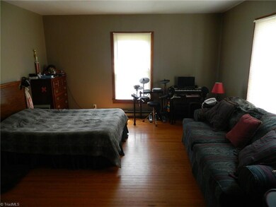 403 Kaye St, Archdale, NC 27263 - photo 5