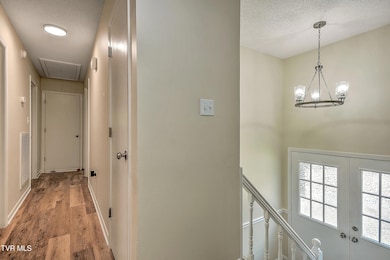 22126 Pinebrook BK-7