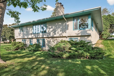 3532 Belden Dr NE, Saint Anthony, MN 55418 - photo 3