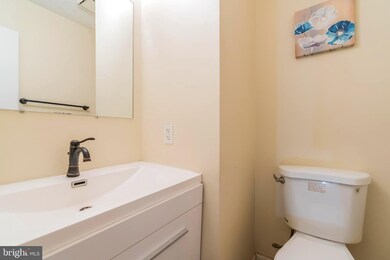 12045 Winding Creek Way, Germantown, MD 20874 - photo 6