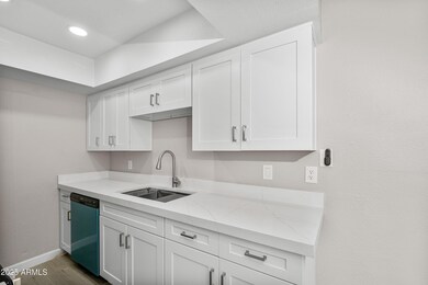 286 W Palomino Dr unit 147, Chandler, AZ 85225 - photo 7