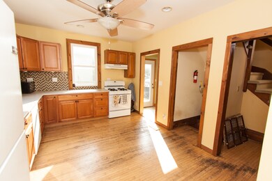 507 Mason St, Chenoa, IL 61726 - photo 5