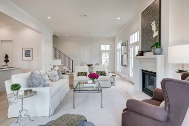 403 Sutherland Terrace Place, Houston, TX 77024 - photo 4