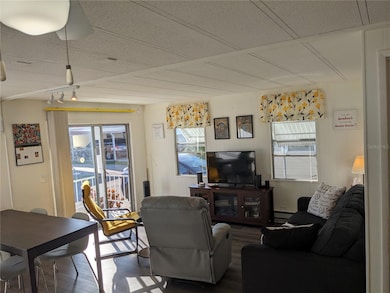 800 32nd Ave S unit 612, St. Petersburg, FL 33705 - photo 5