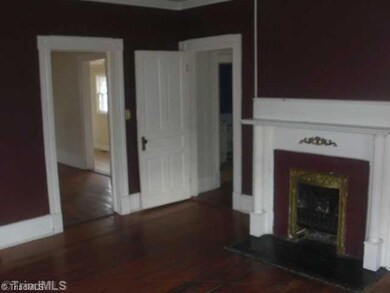 720 Lawsonville Ave, Reidsville, NC 27320 - photo 3