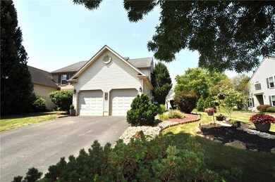 2182 Woodridge Dr, Macungie, PA 18062 - photo 3