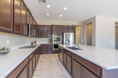 6) KITCHEN