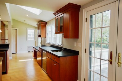 11 Miles Standish Rd, Marblehead, MA 01945 - photo 5