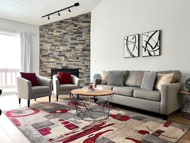 1982 S Bay Pointe Dr unit 34, Bloomington, IN 47401 - photo 7